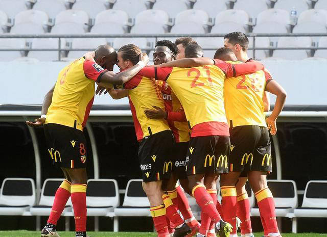 关于南特球队遭遇连败,保级形势不容乐观的信息 关于南特球队遭遇连败,保级形势不容乐观的信息