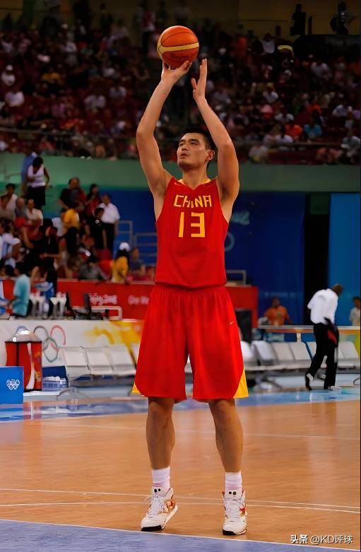 开云体育在线-关于精彩不断的篮球赛事，冠军之路谁能一路过关斩将的信息