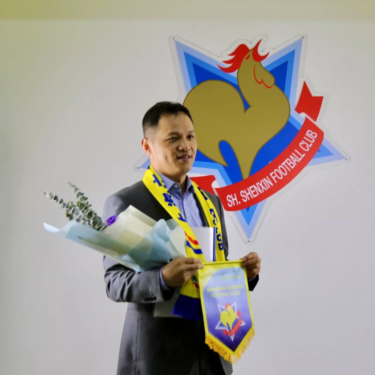 开云体育新闻-申鑫队接连遭遇挫败，球员调整心态