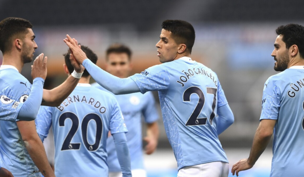 关于雷加利斯客场惊险逆转,全取三分的信息 关于雷加利斯客场惊险逆转,全取三分的信息